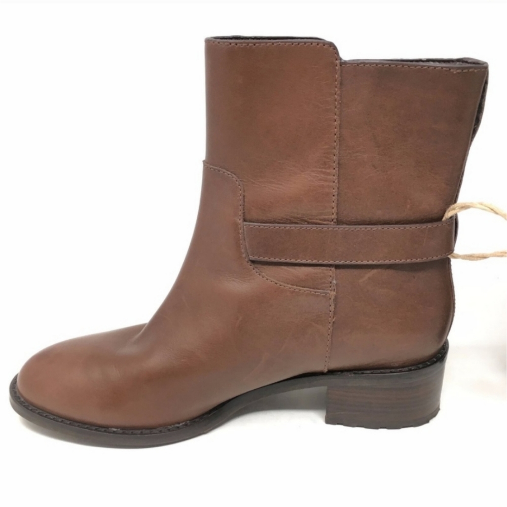 Waterproof Leather Boots - Picture 4 of 11